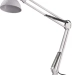 Masa lambası mengeneli beyaz